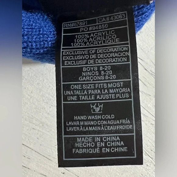 NBA LA Clippers Youth BOYS (8-20Yrs.)
BLUE/RED 100% Acrylic BEANIE Hat - Picture 5 of 5